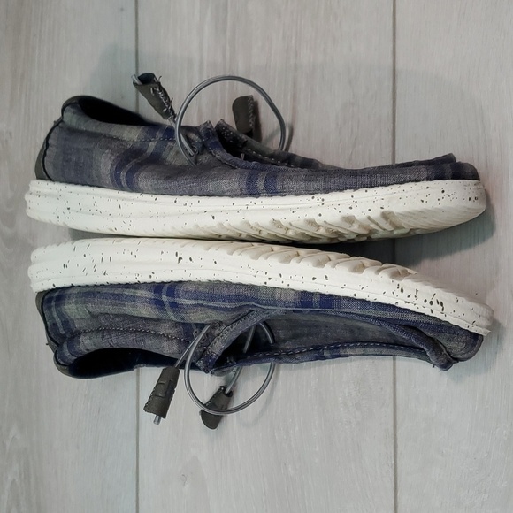 Hey Dude mens Wally Funk Plaid Blue Grey Loafer Slip On shoes sz 9 - Picture 9 of 12